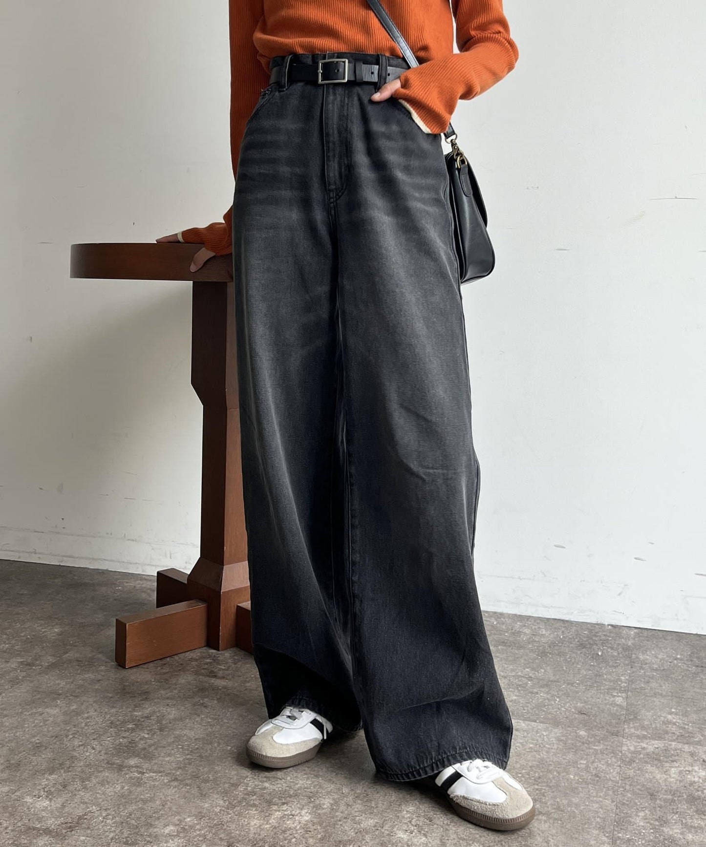 高腰直筒牛仔褲