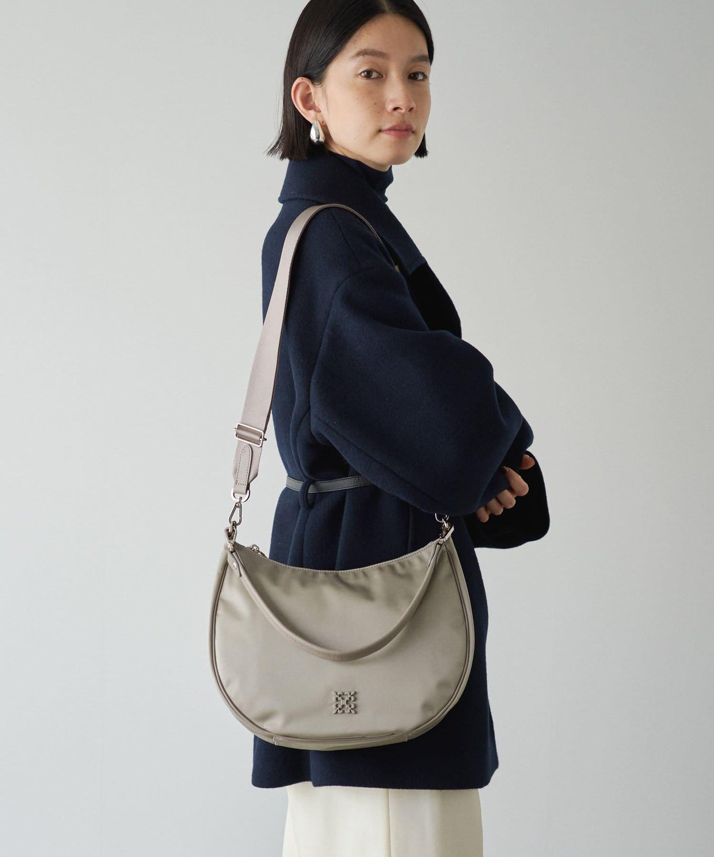 【260克・輕微防水】雲朵尼龍2way肩包