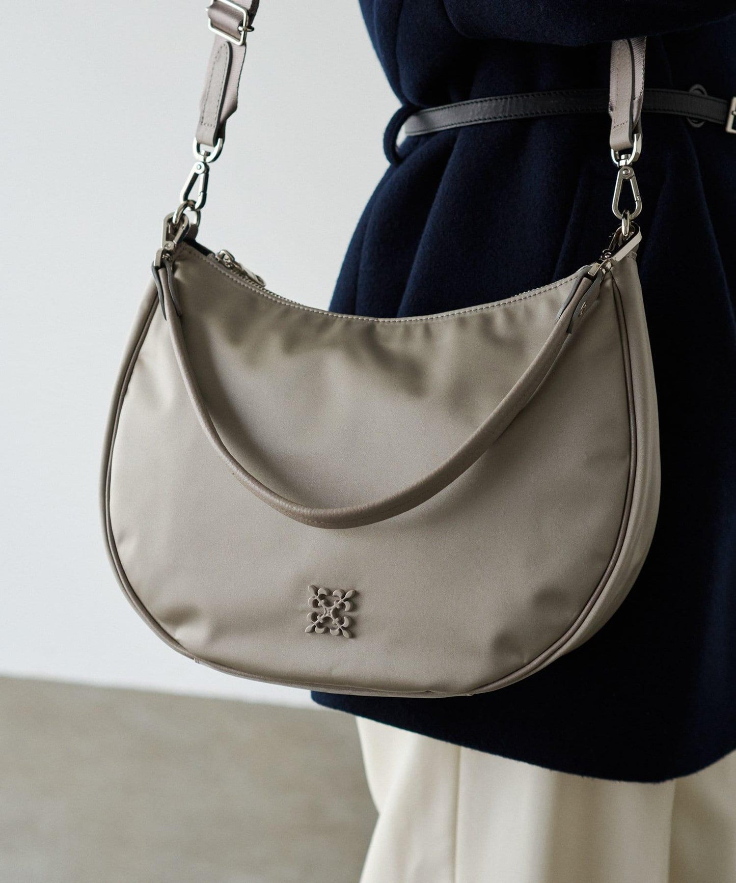 【260克・輕微防水】雲朵尼龍2way肩包