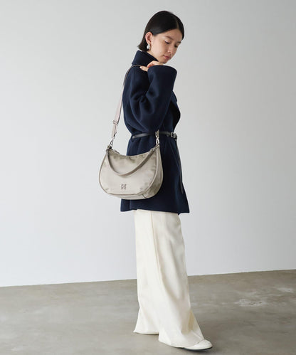 【260克・輕微防水】雲朵尼龍2way肩包