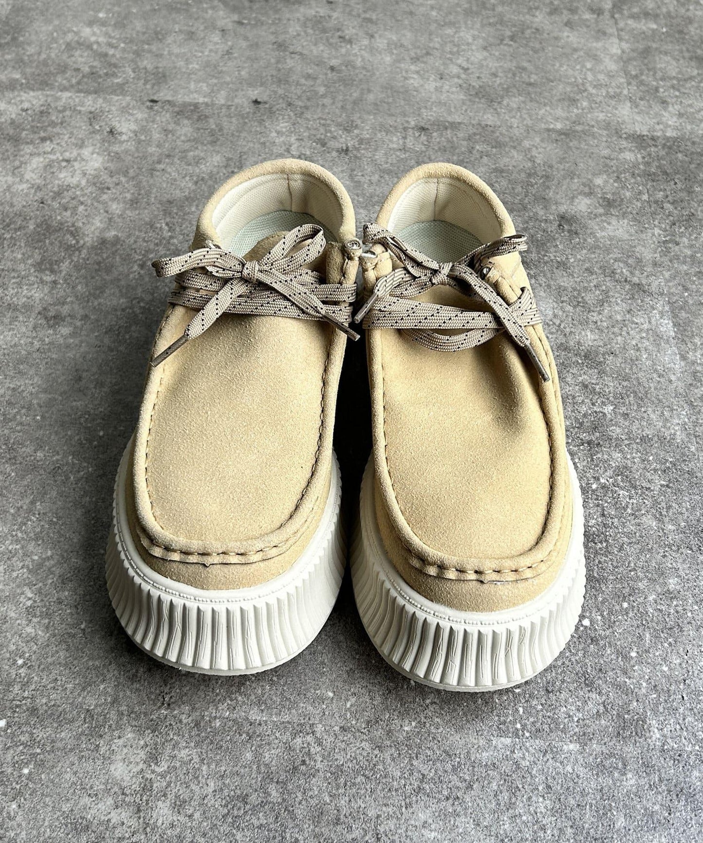 塗鴉刺繡厚底便鞋