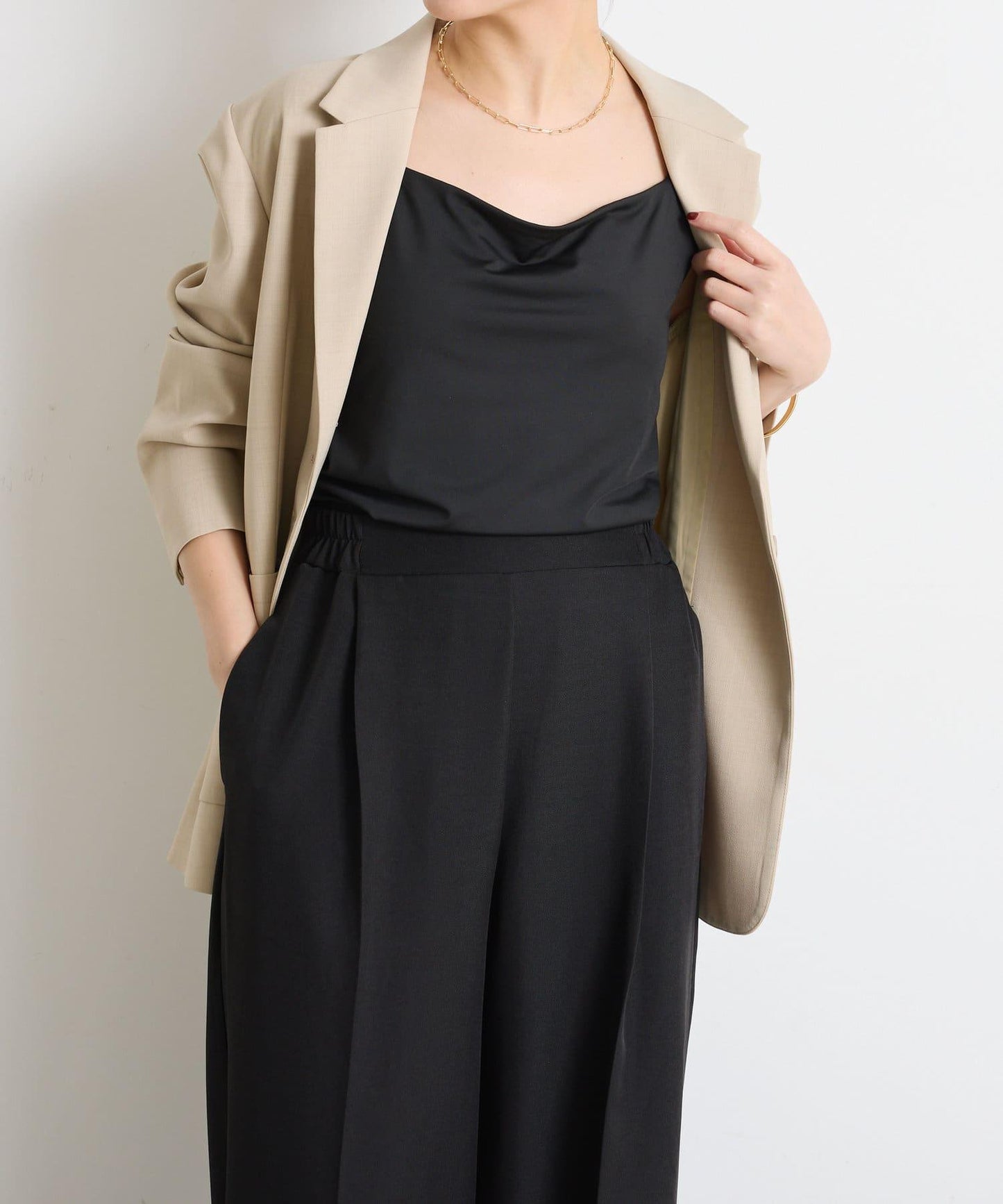 【帶杯】平滑吊帶背心