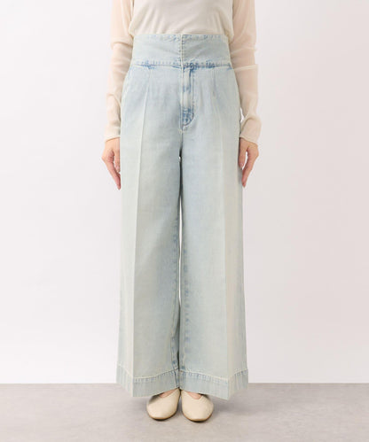 後背係扣裝寬鬆牛仔褲