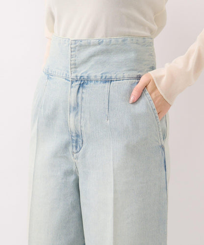 後背係扣裝寬鬆牛仔褲