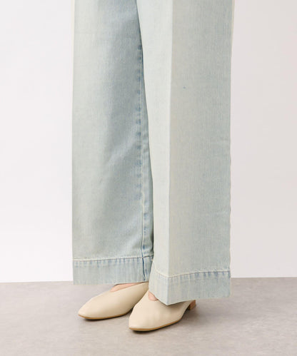 後背係扣裝寬鬆牛仔褲