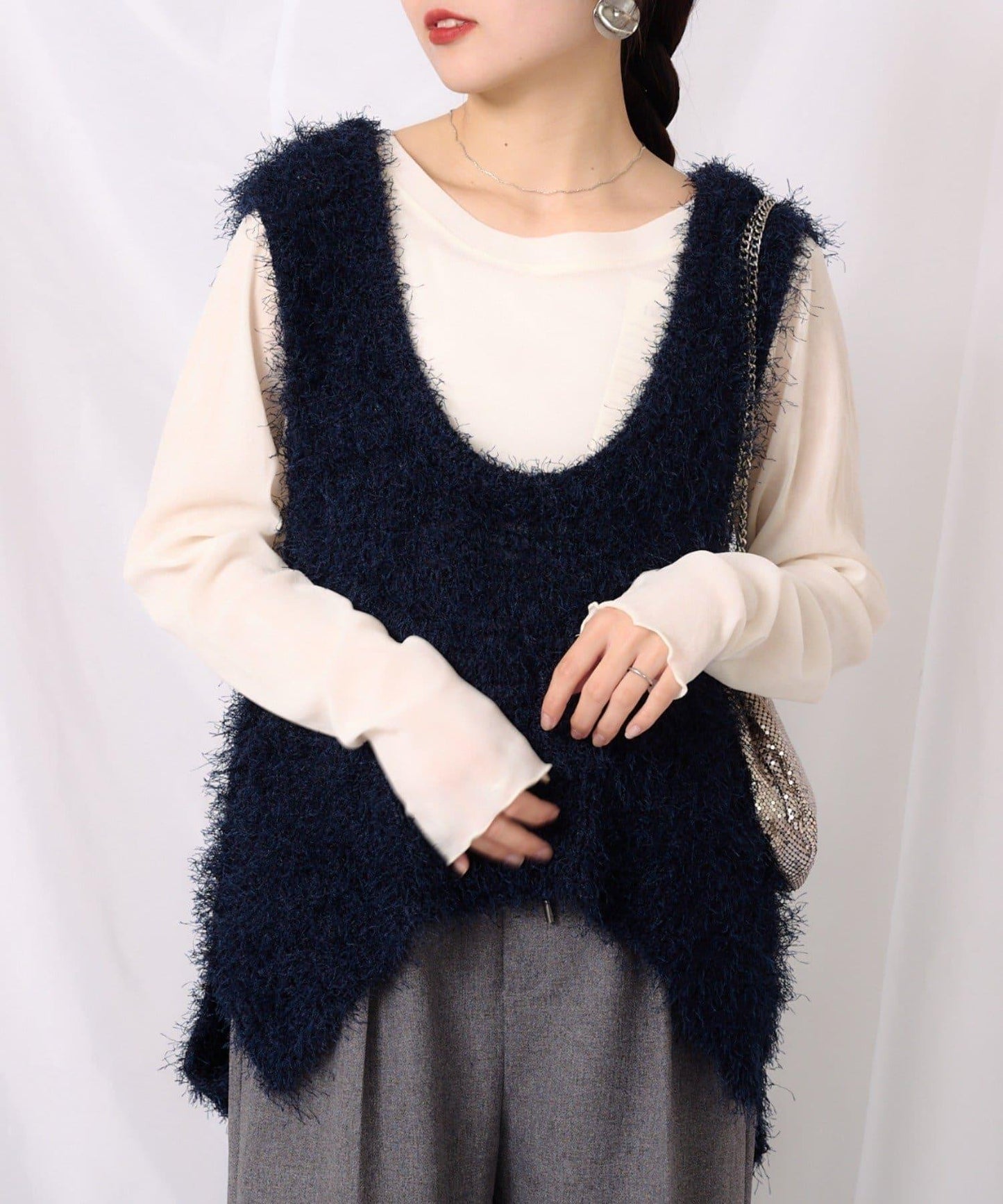 【2025年春夏新款】深色混紡羽絨馬甲