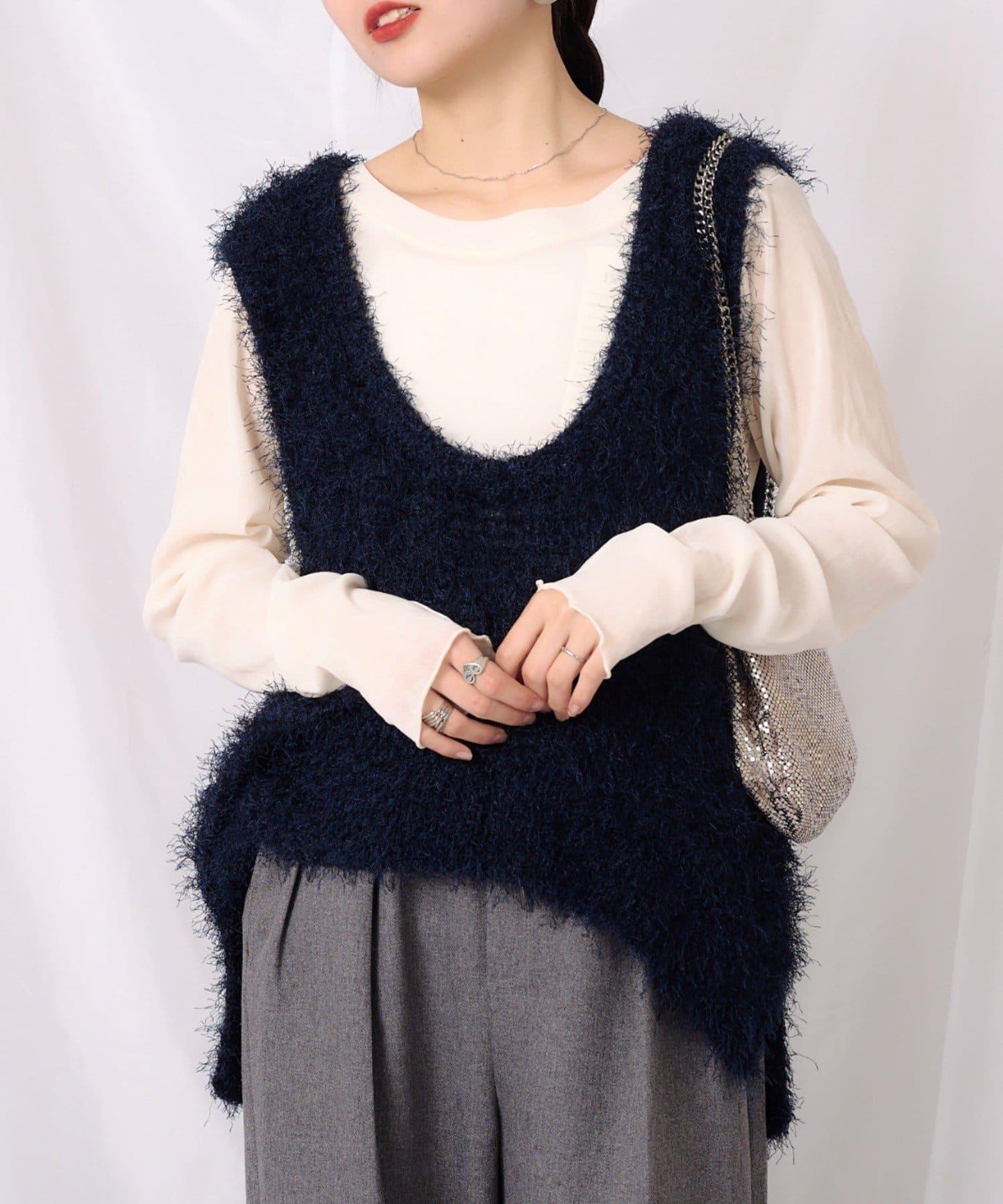 【2025年春夏新款】深色混紡羽絨馬甲