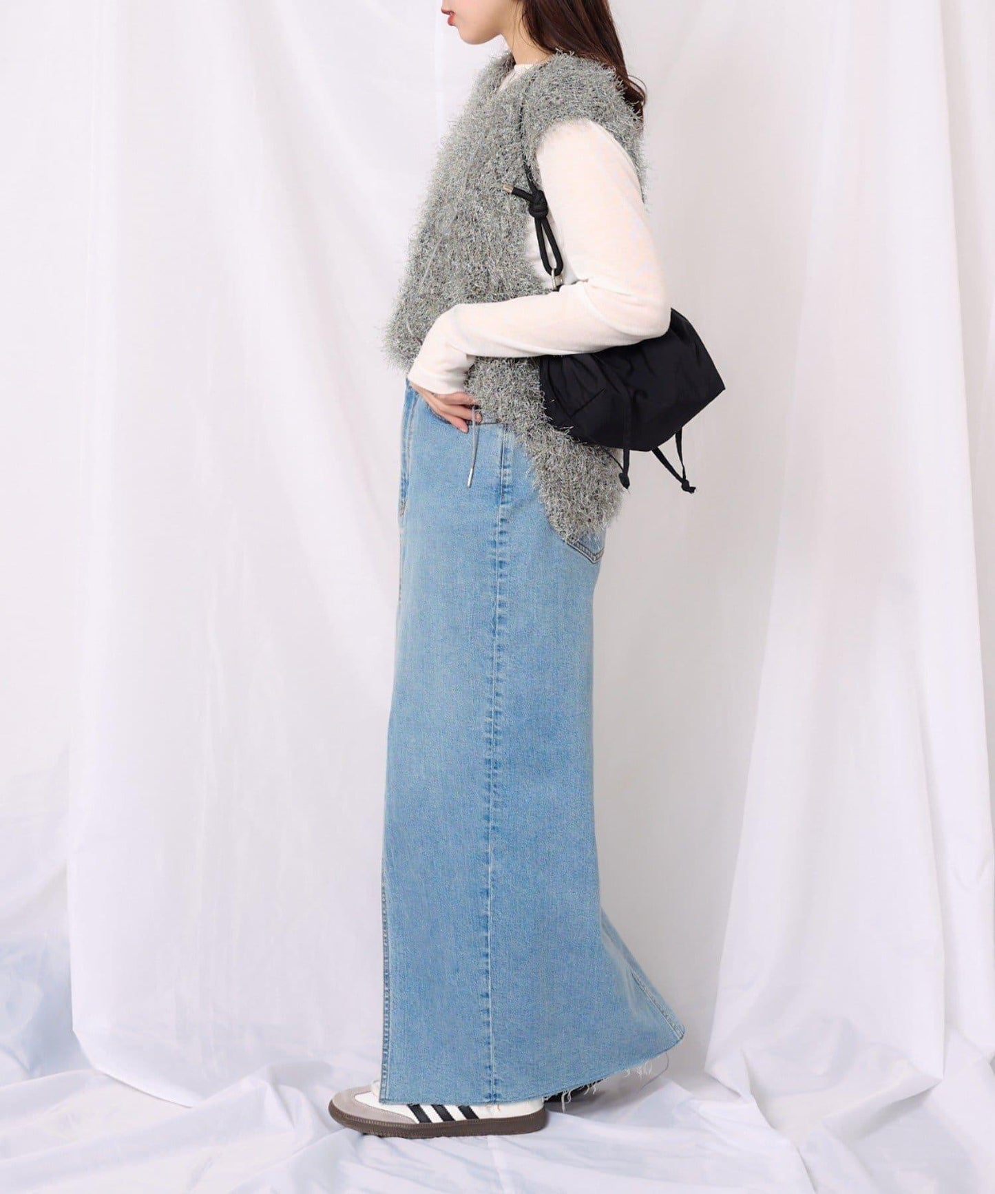 【2025年春夏新款】深色混紡羽絨馬甲