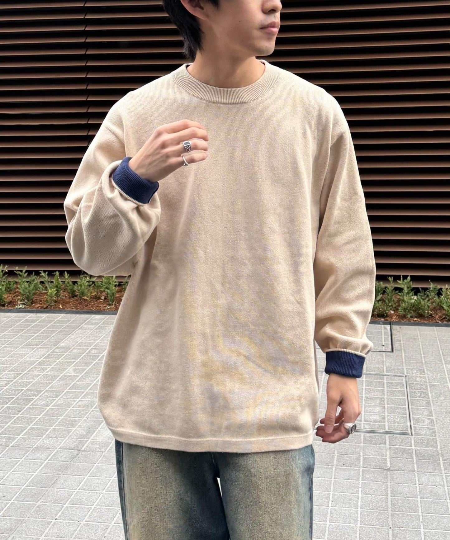 寬鬆剪裁圓領T恤款針織衫