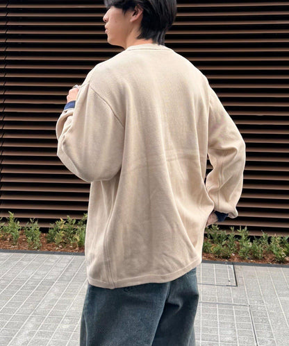 寬鬆剪裁圓領T恤款針織衫