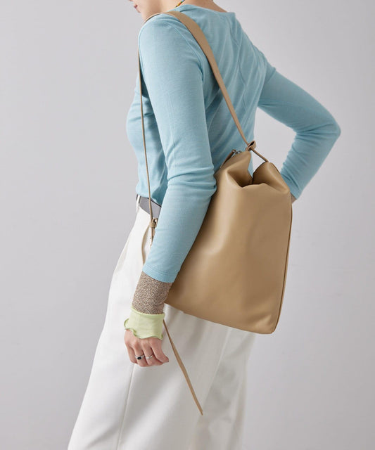 《全真皮》兩用皮革肩揹包