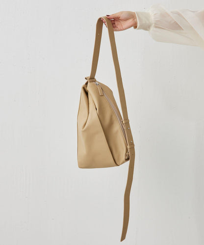 《全真皮》兩用皮革肩揹包