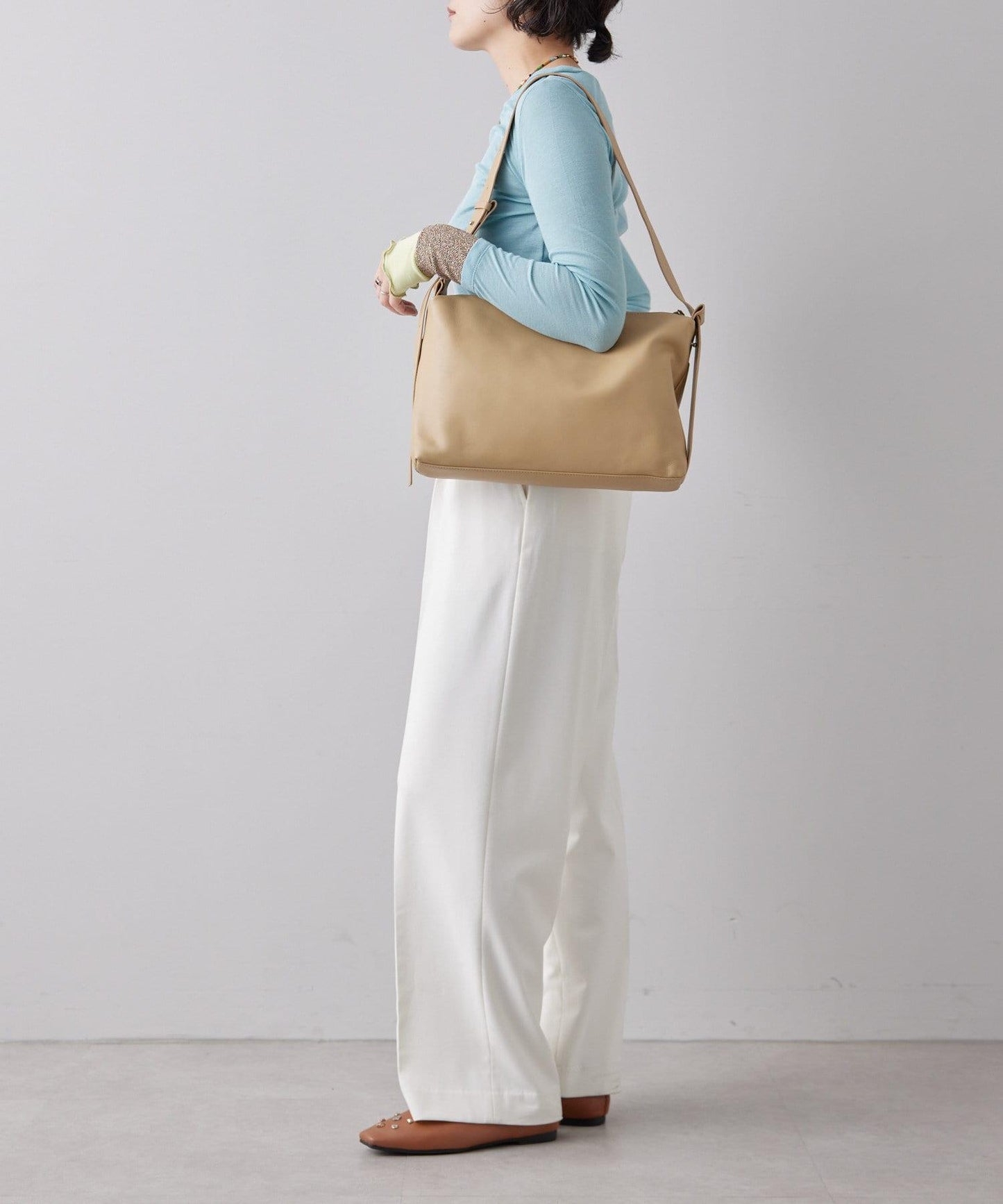 《全真皮》兩用皮革肩揹包