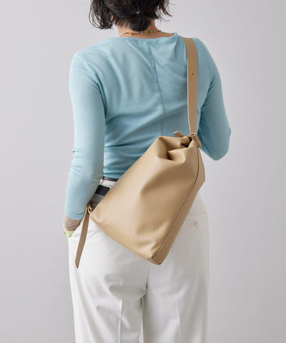 《全真皮》兩用皮革肩揹包