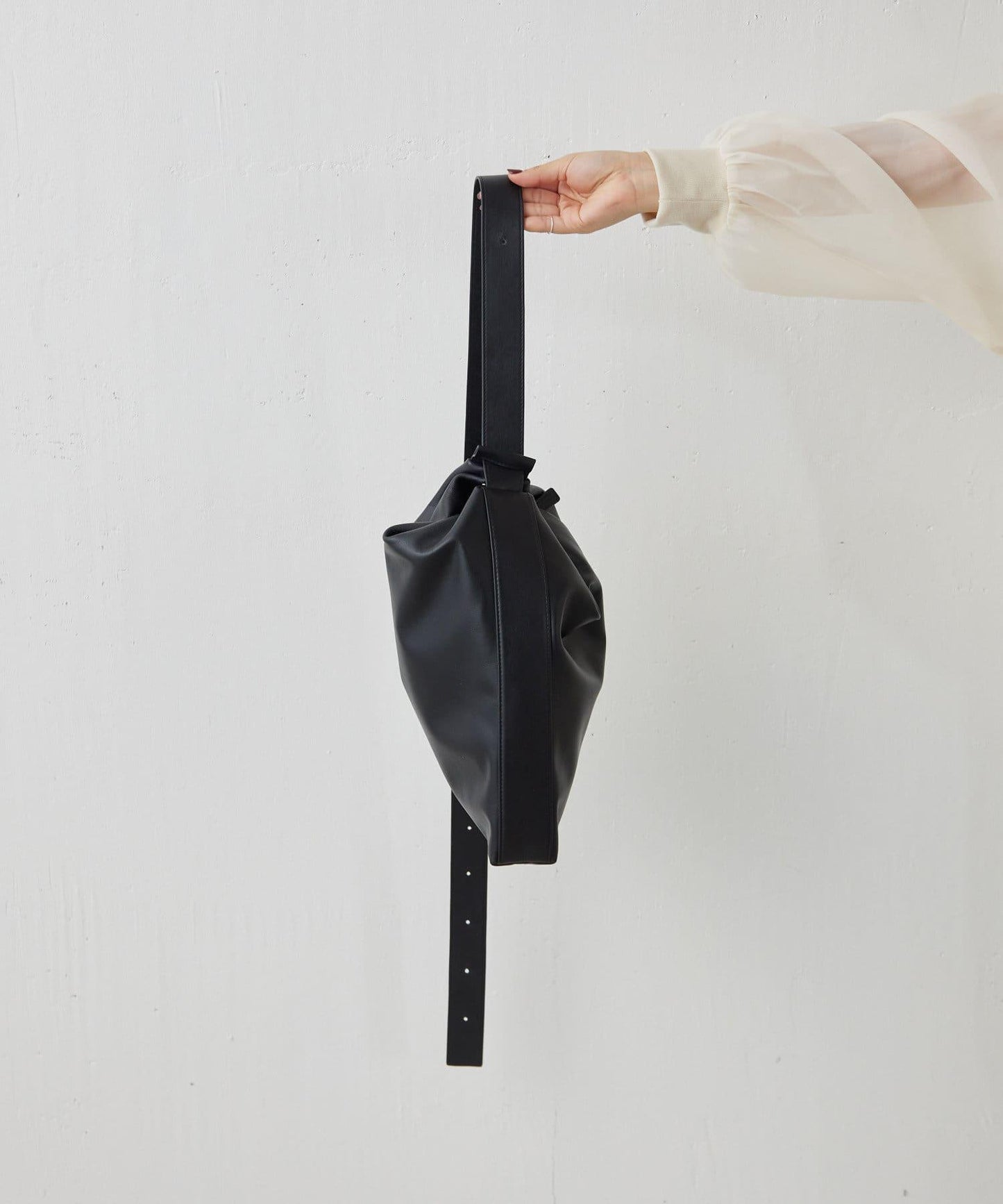 《全真皮》兩用皮革肩揹包