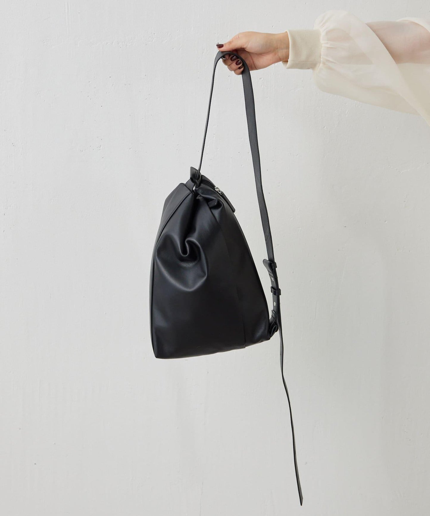 《全真皮》兩用皮革肩揹包