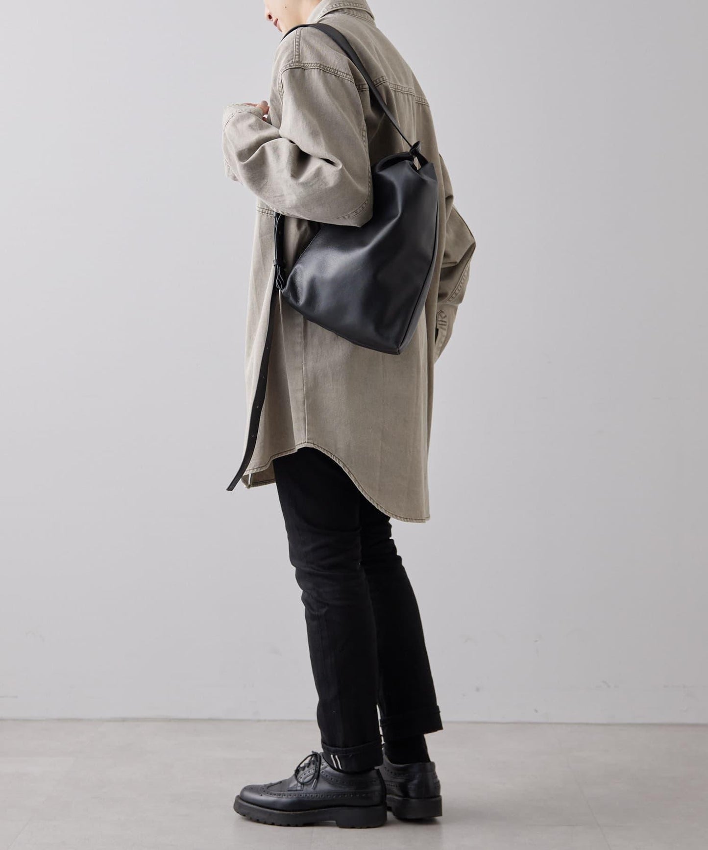 《全真皮》兩用皮革肩揹包