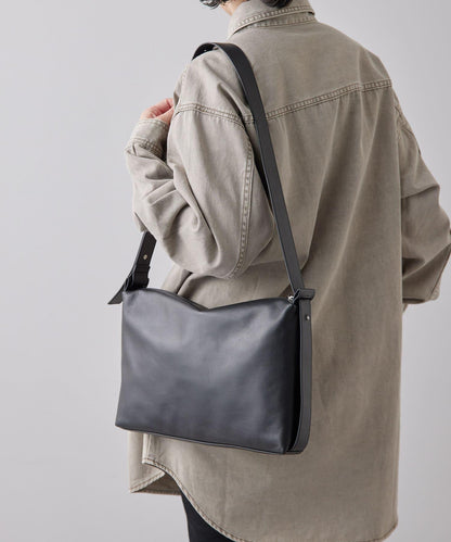 《全真皮》兩用皮革肩揹包