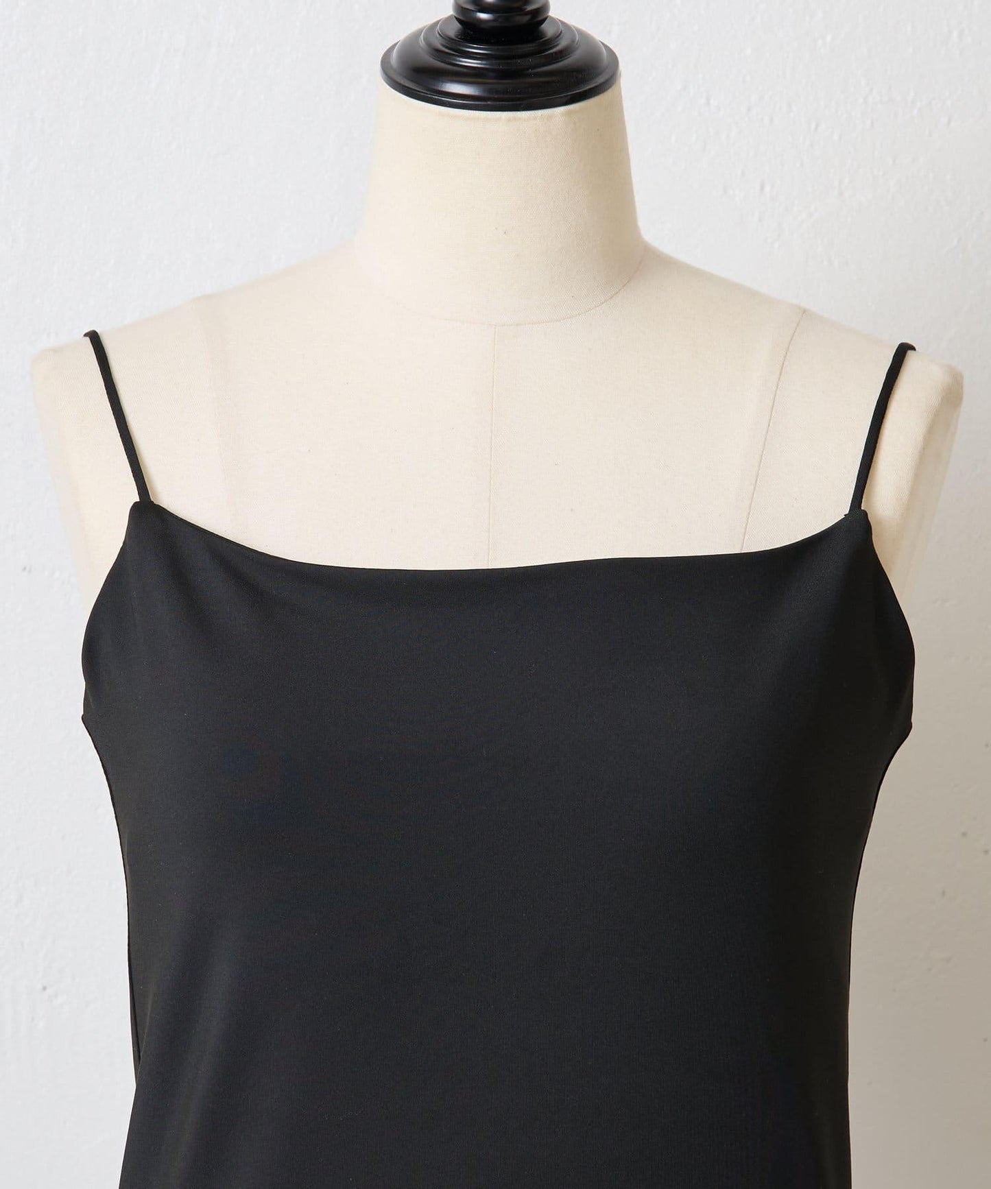 【帶杯】平滑吊帶背心