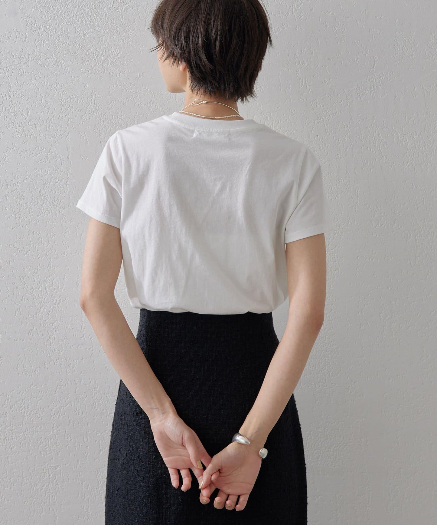 【THE PAUSE】THE PAUSE刺繡T恤