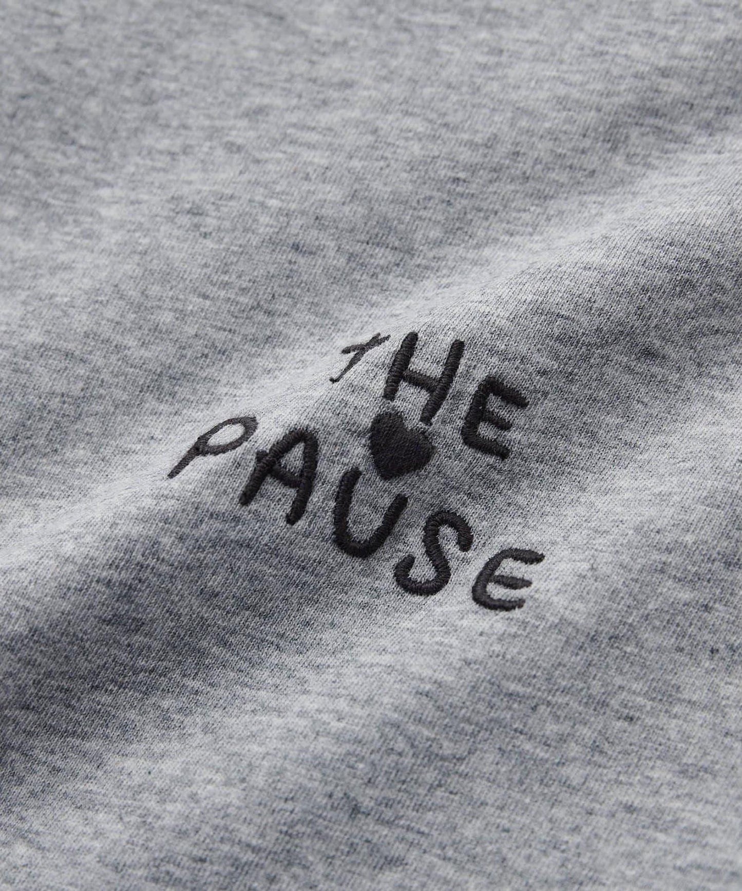 【THE PAUSE】THE PAUSE刺繡T恤