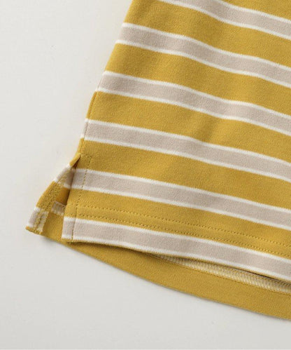 帶領口的多色條紋T恤