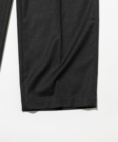 SMU PT-38 裝配 2褶 寬鬆 TR 褲