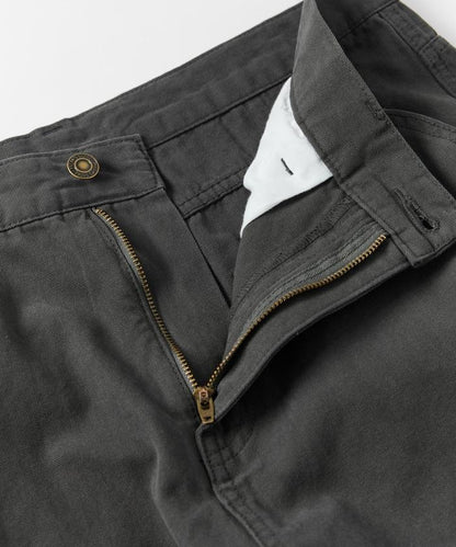 寬鬆剪裁工裝褲