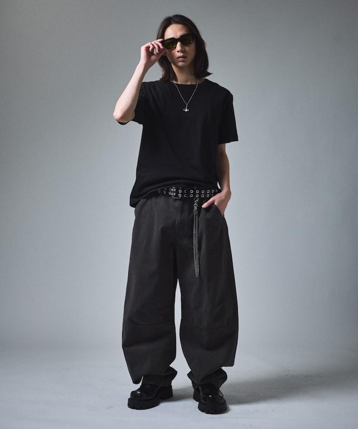 寬鬆剪裁工裝褲