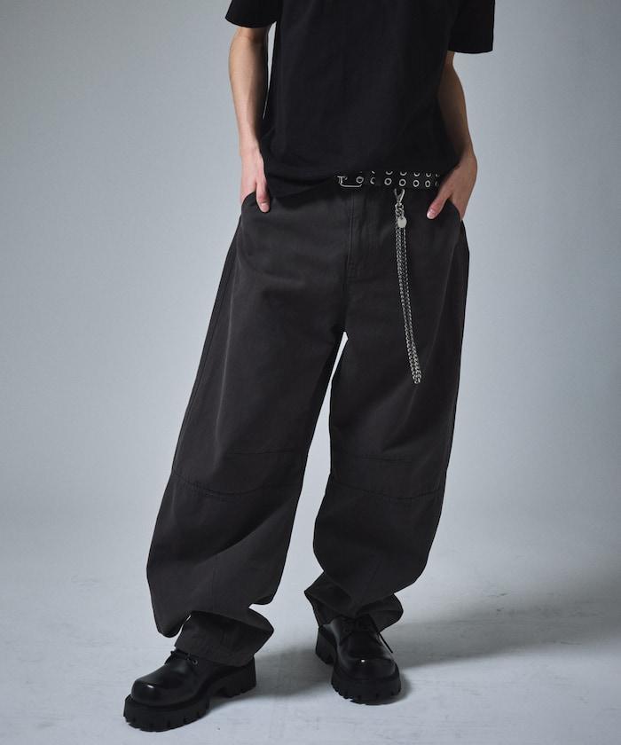 寬鬆剪裁工裝褲