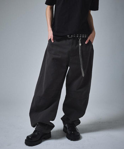 寬鬆剪裁工裝褲