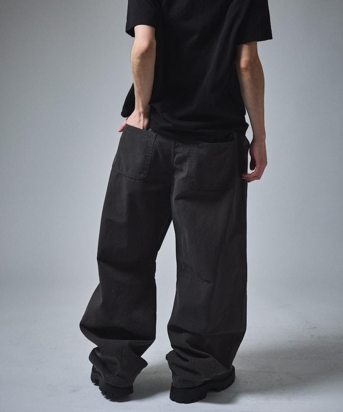 寬鬆剪裁工裝褲