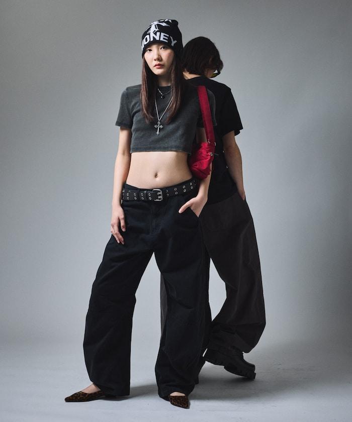 寬鬆剪裁工裝褲