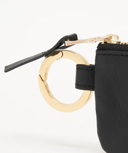 【可放卡片】帶卡拉賓的軟皮多功能盒