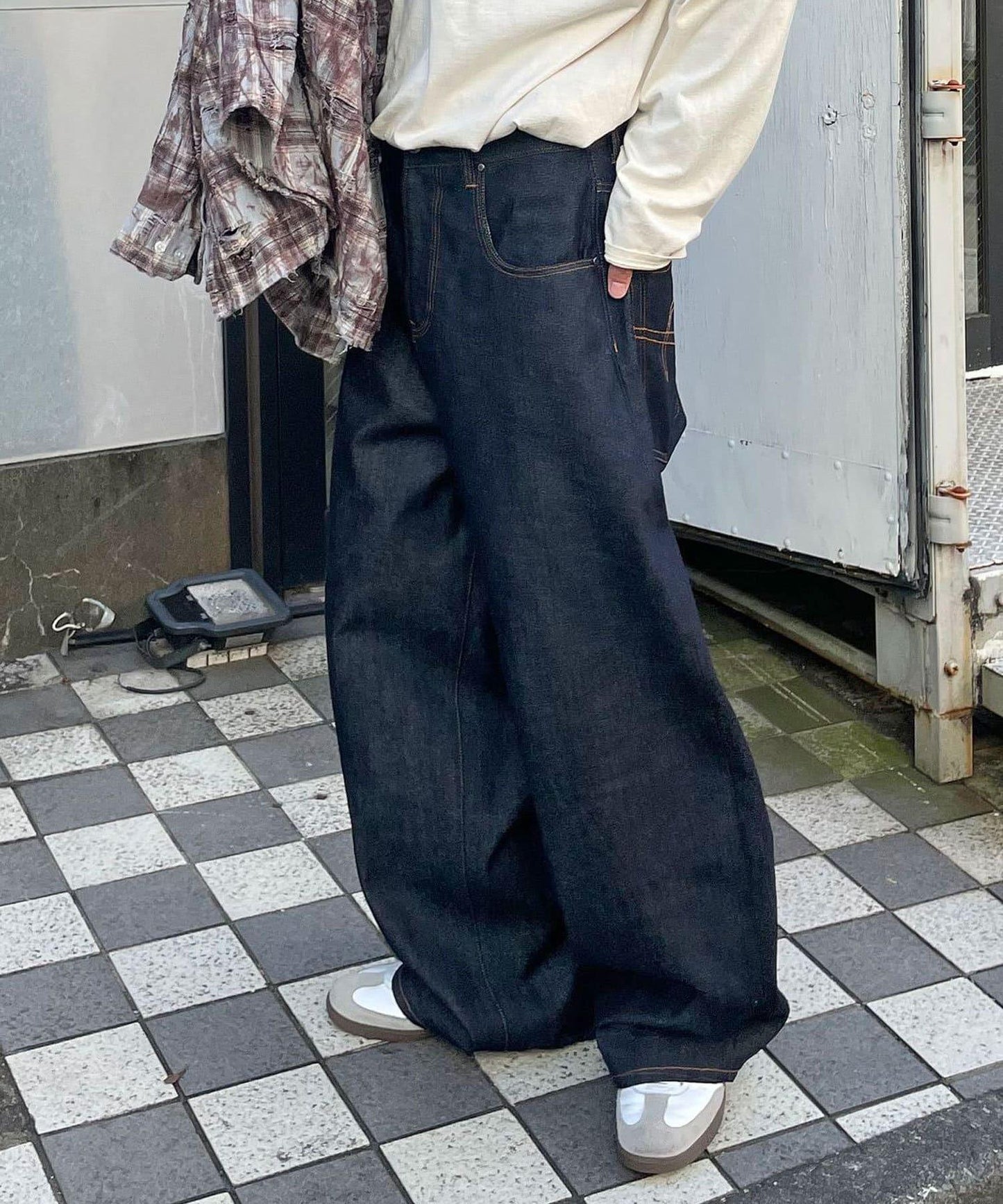 【藍色牛仔布/藍色牛仔布】寬鬆牛仔褲