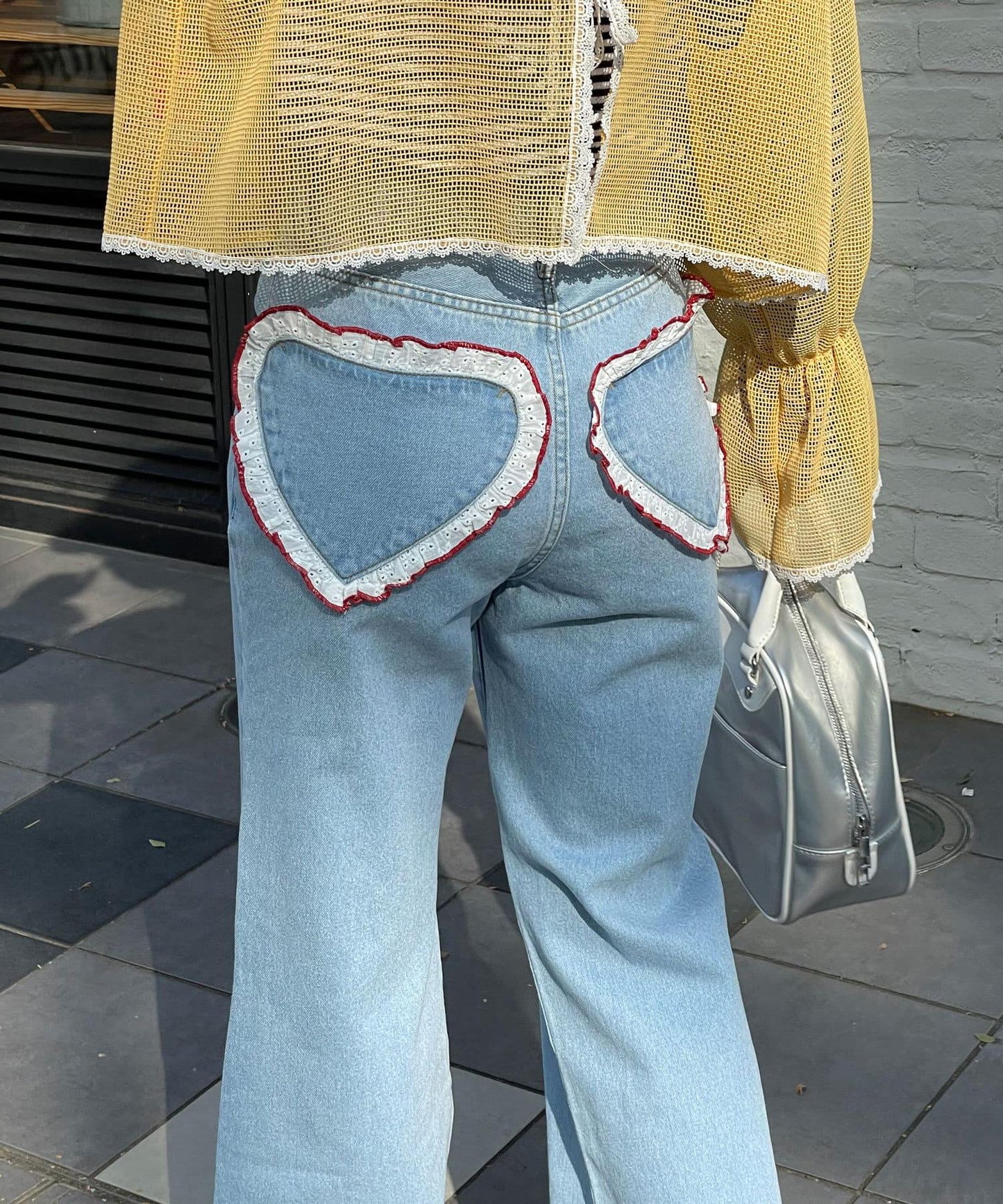 【HELLO.SANFRANCISCO/你好，舊金山】心形口袋蕾絲拼接喇叭牛仔褲