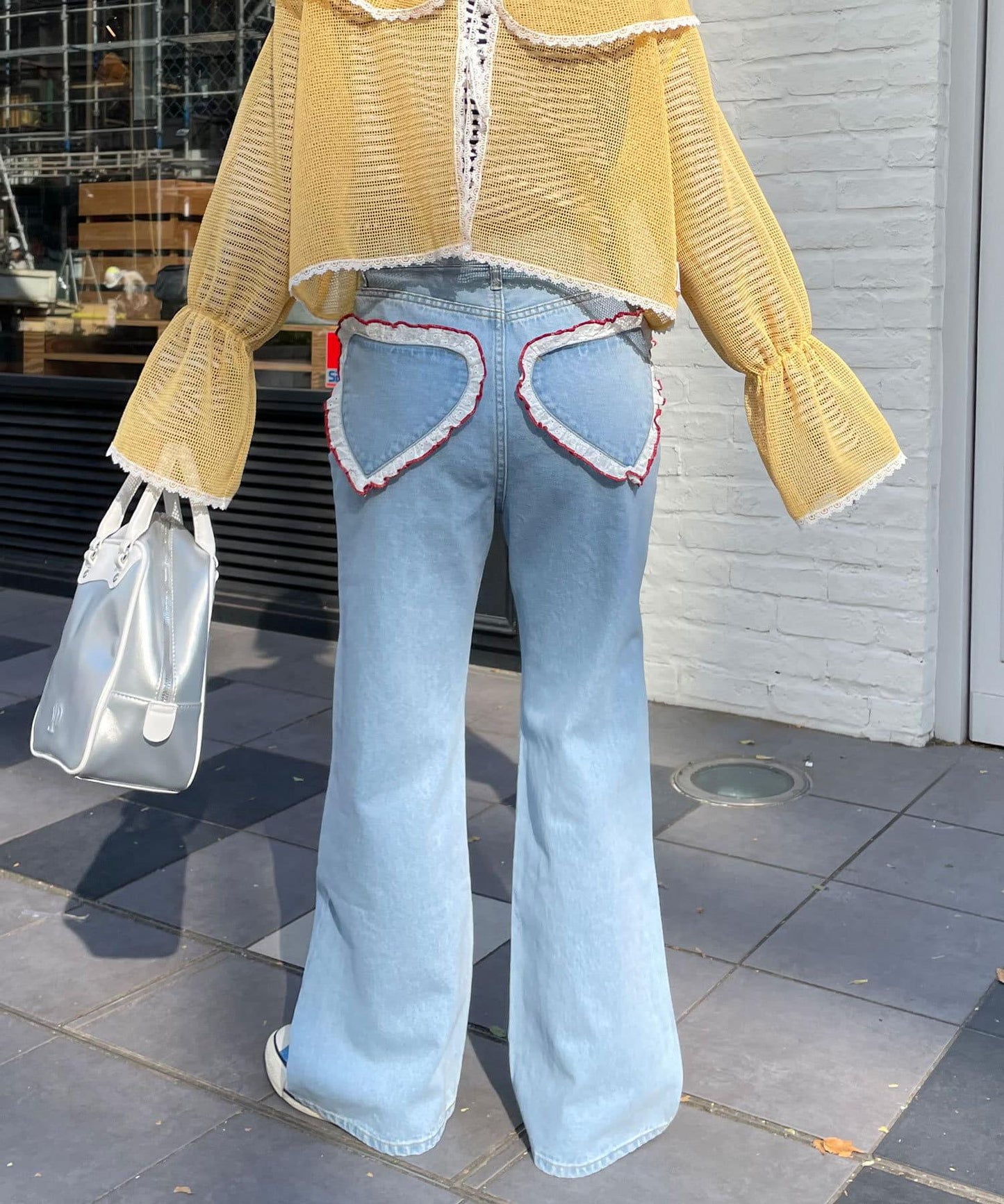 【HELLO.SANFRANCISCO/你好，舊金山】心形口袋蕾絲拼接喇叭牛仔褲