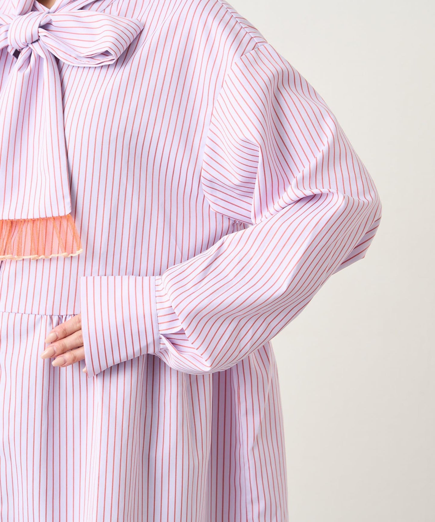 【HS】【momo企劃】條紋兩穿蝴蝶結襯衫