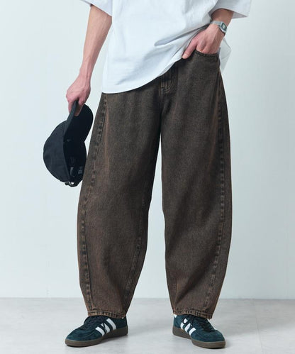 寬鬆直筒款牛仔褲