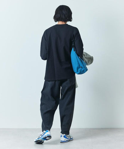 寬鬆直筒款牛仔褲