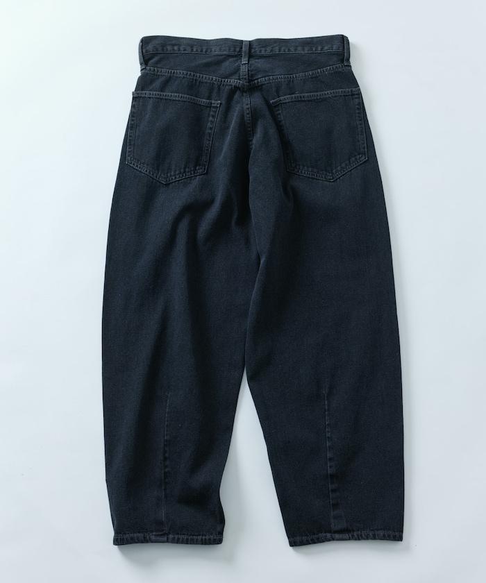 寬鬆直筒款牛仔褲