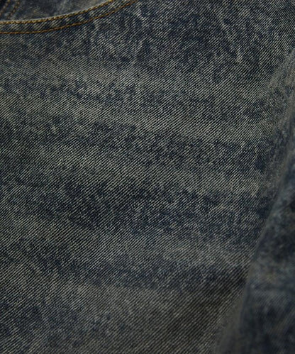 喇叭褲剪裁 漂白處理 牛仔褲