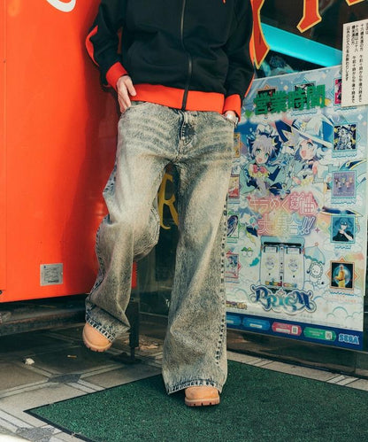 喇叭褲剪裁 漂白處理 牛仔褲