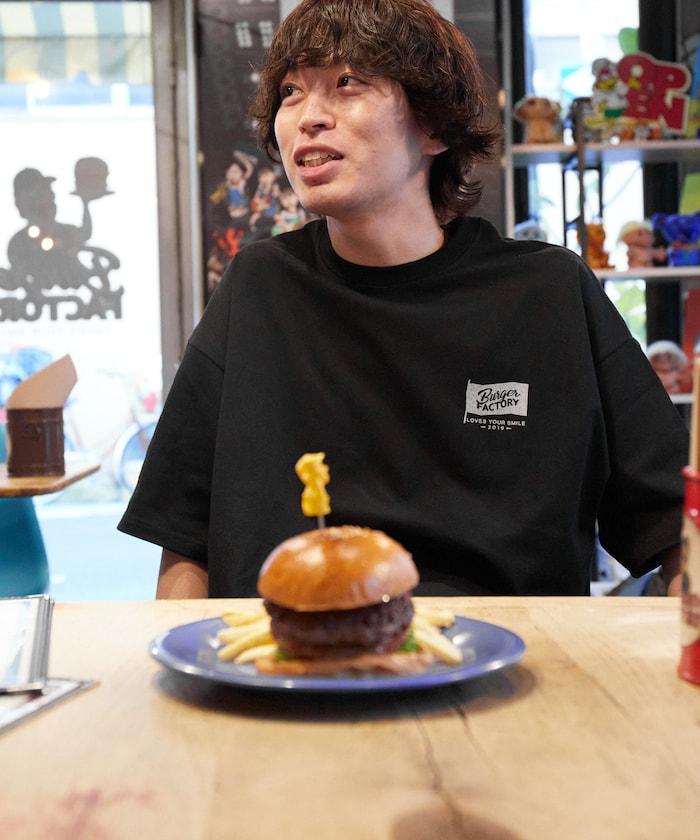Burger Factory×FREAK'S STORE 漢堡工廠 聯名 大尺寸 後背印花 圓領T恤