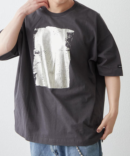 【NUNIFE/】箔印花大T-shirt