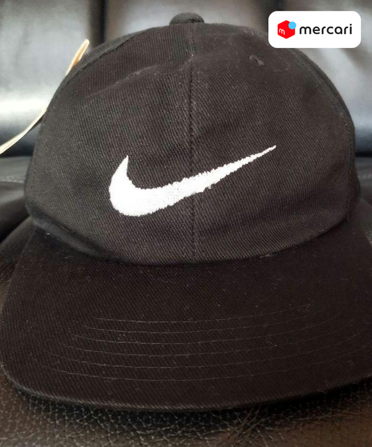 NIKE ナイキ タグ付き 未使用品 CAP スウォッシュ刺繍 Black (新品、未使用)