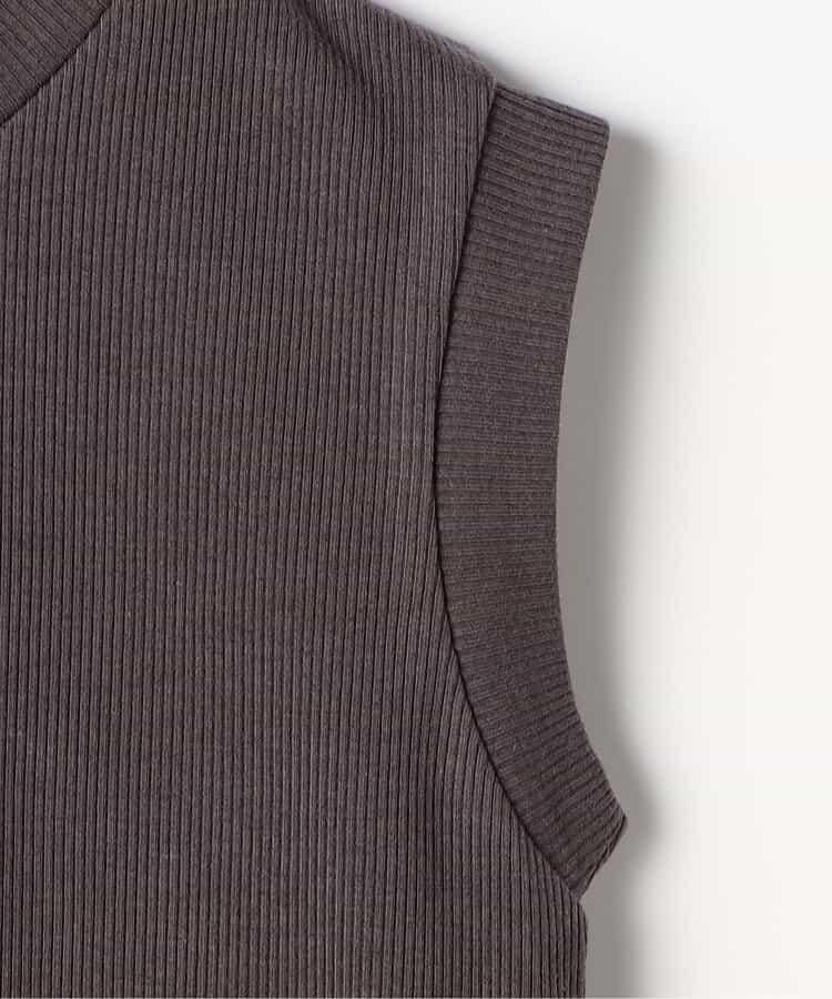 荷葉邊背心＆上衣套裝