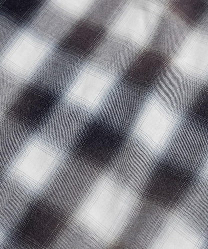 磨邊處理 開領 漸變格子襯衫 短袖