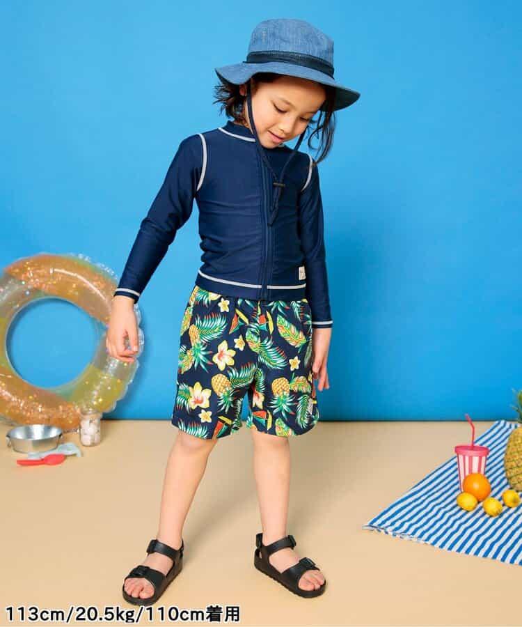 期待的沙灘短褲