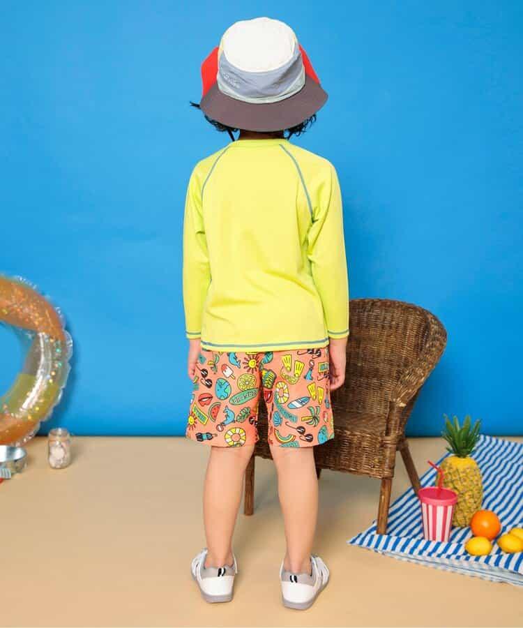 期待的沙灘短褲